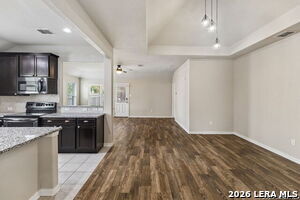 Building Photo - 7603 Presidio Haven