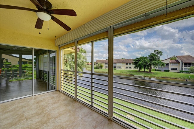 Building Photo - 8760 Azalea Ct