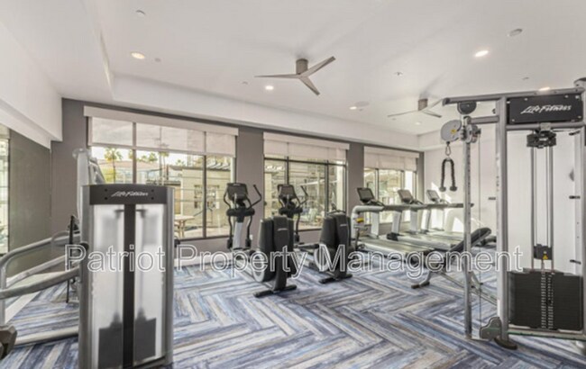 Building Photo - 7300 E Earll Dr