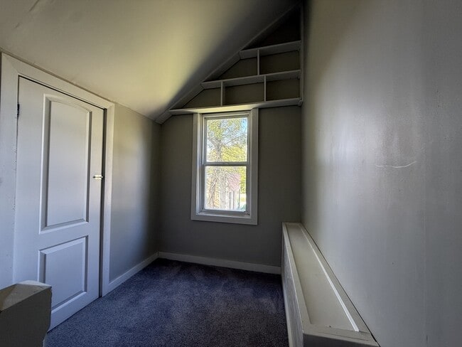 Building Photo - 23 E Brown St