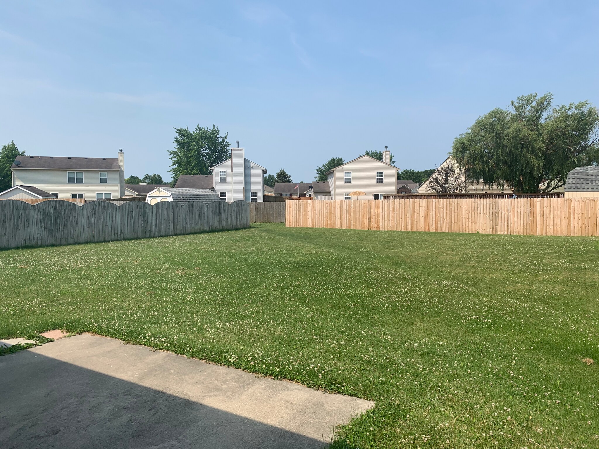 Building Photo - 1319 Tedlee Dr