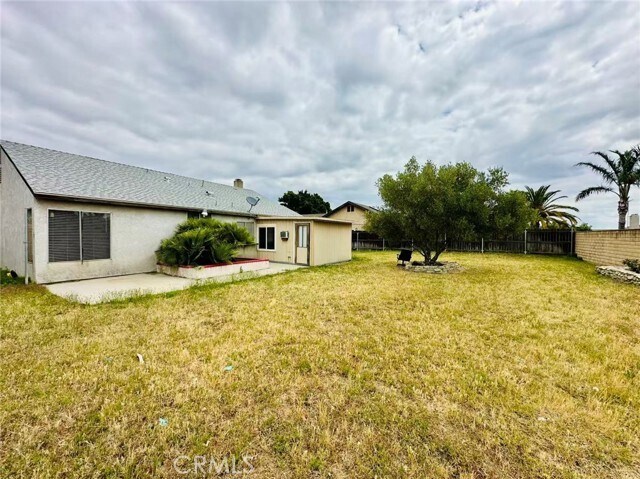 Building Photo - 1459 W Wabash St