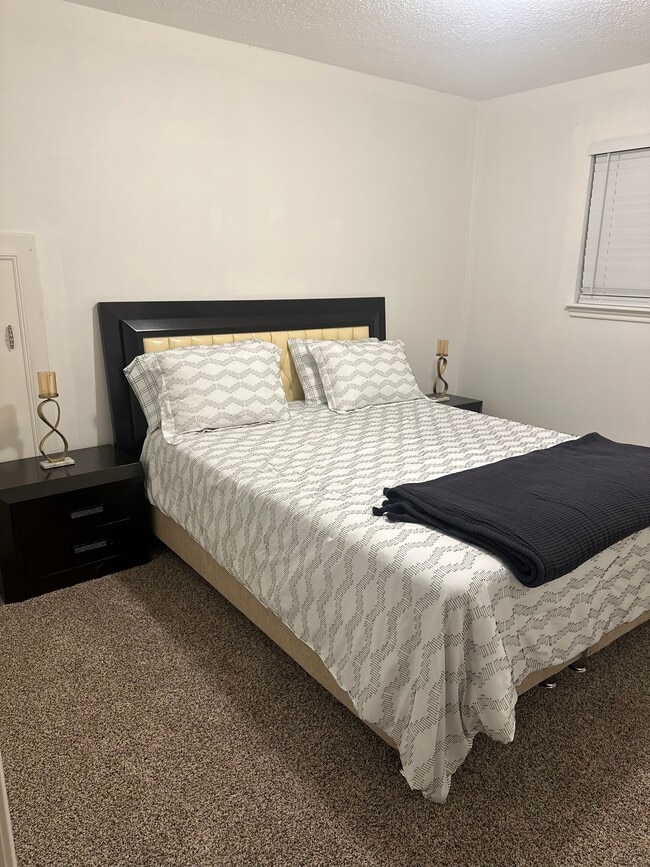 Bedroom 2 - 4806 Havenwoods Dr