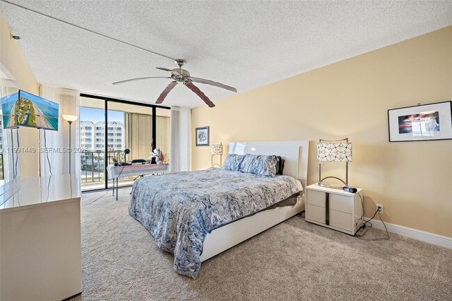 Building Photo - 1300 Jimmy Buffett Mem Hwy