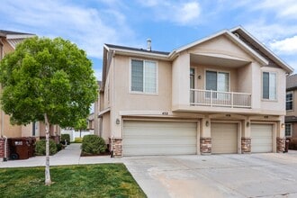 Building Photo - 452 N Kent Ln