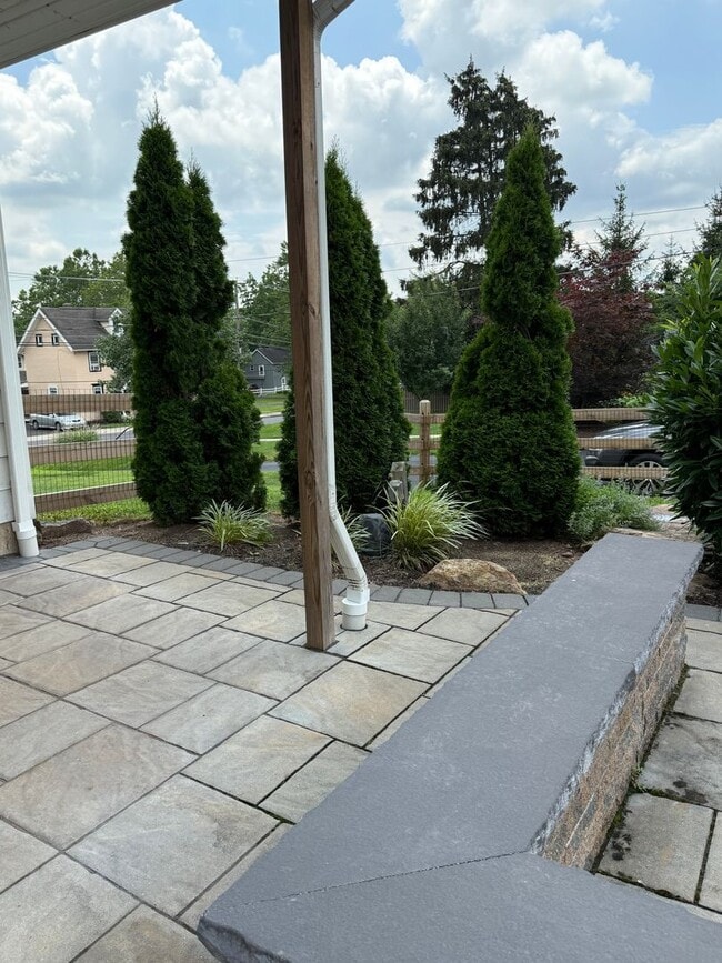 Building Photo - 3 Bd/1.5 Bath Twin Home in Perkasie Boro