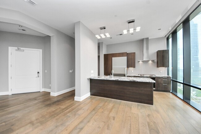 Building Photo - 1409 Post Oak Blvd