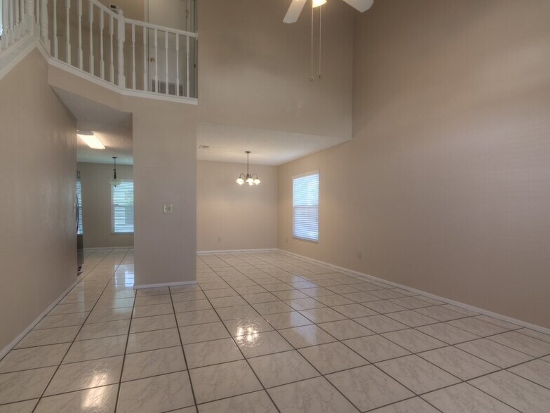 Building Photo - 2066 Inge Ct