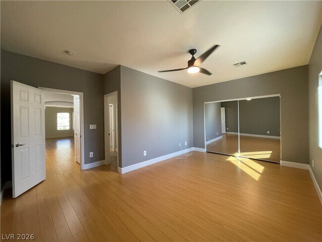 Building Photo - 4049 Bennett Mountain St