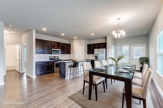 Building Photo - 348 Shiner Ln