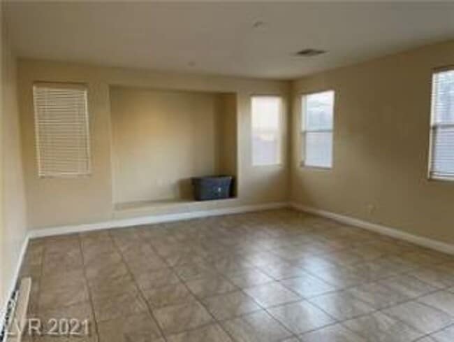 Building Photo - 278 Duck Hollow Ave