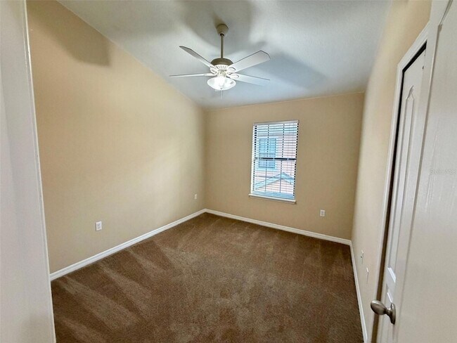 Building Photo - 5722 Kinglethill Dr