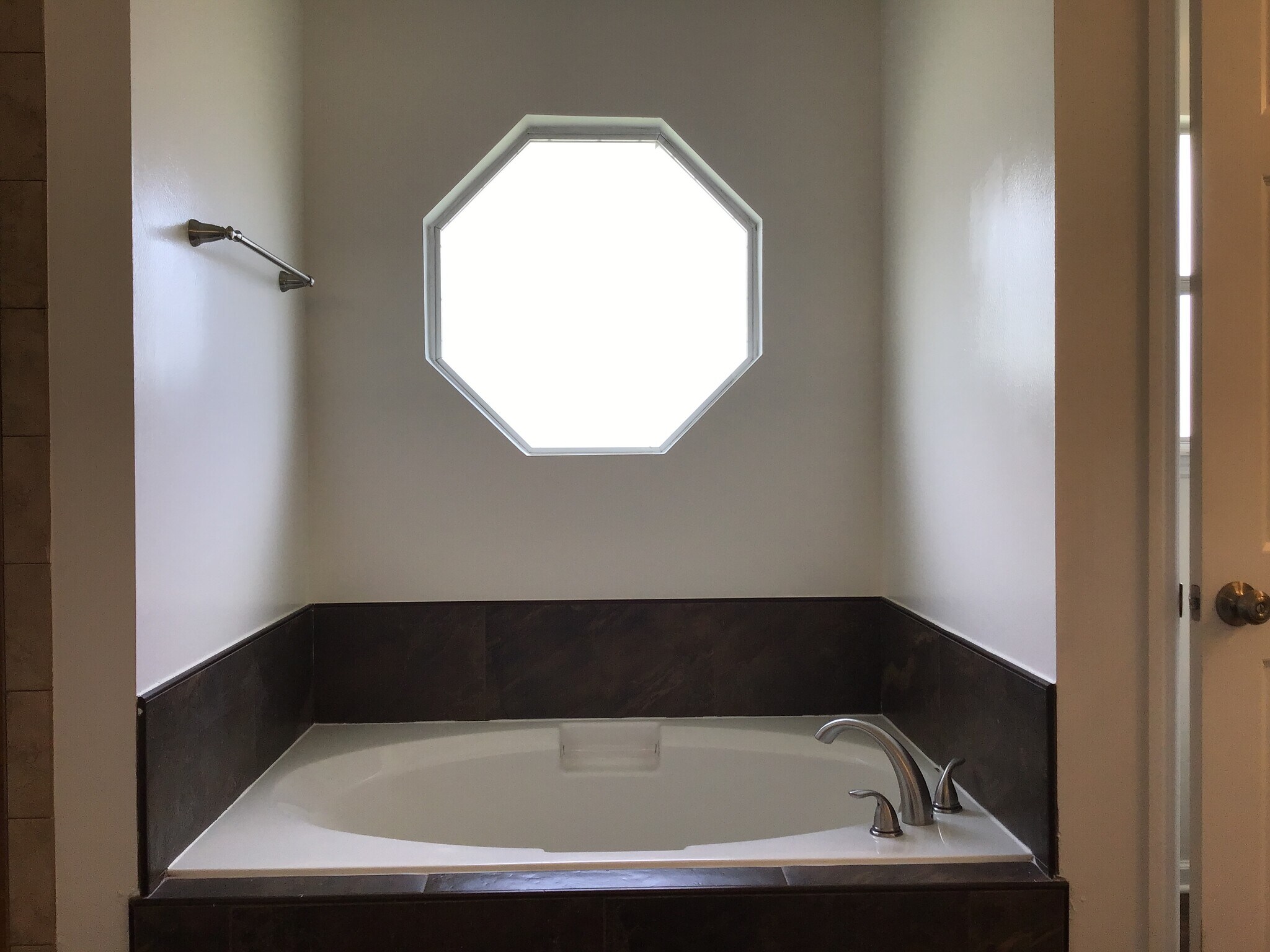 Building Photo - 534 Alice Cove Ct