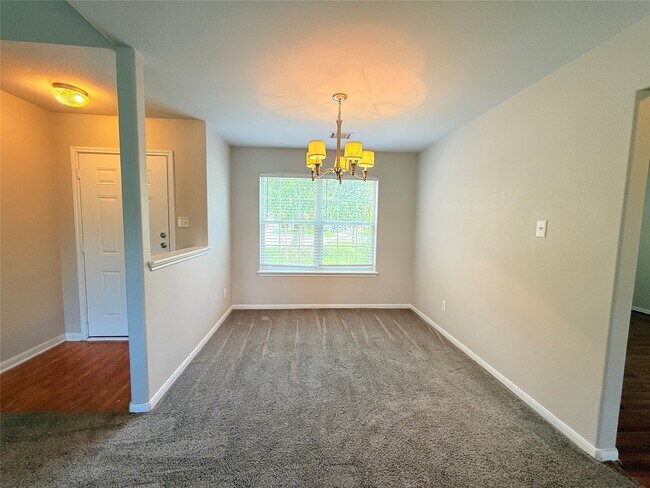 Building Photo - 29019 San Jacinto River Ct