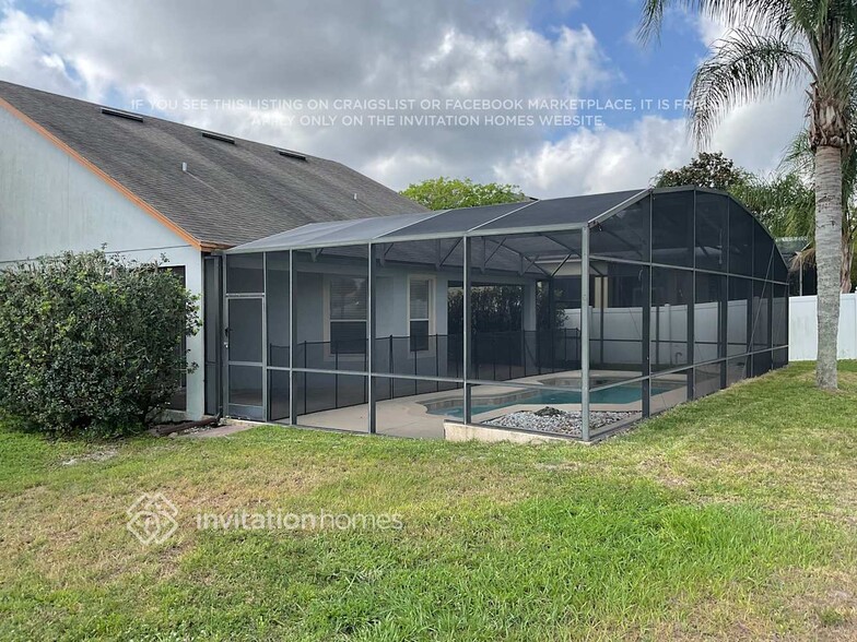 Building Photo - 12657 Lake Sawyer Dr