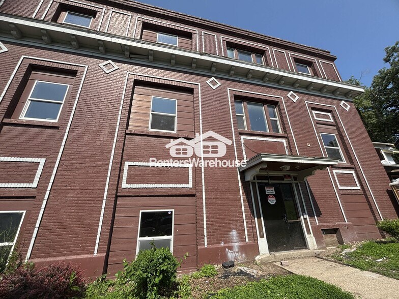 Building Photo - 1000 24th St