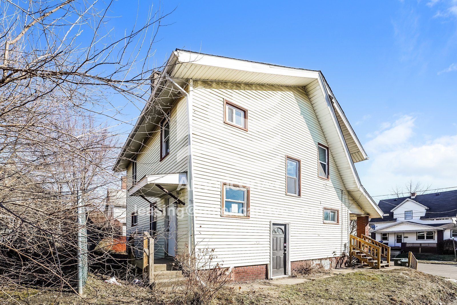 Building Photo - 913 Bedford Ave SW