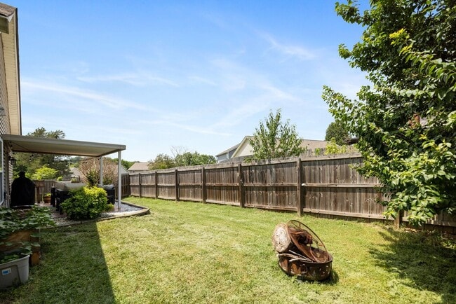 Building Photo - Single Family Home For Lease