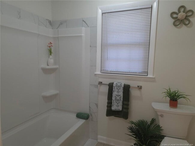 Building Photo - 5945 Muscat Rd