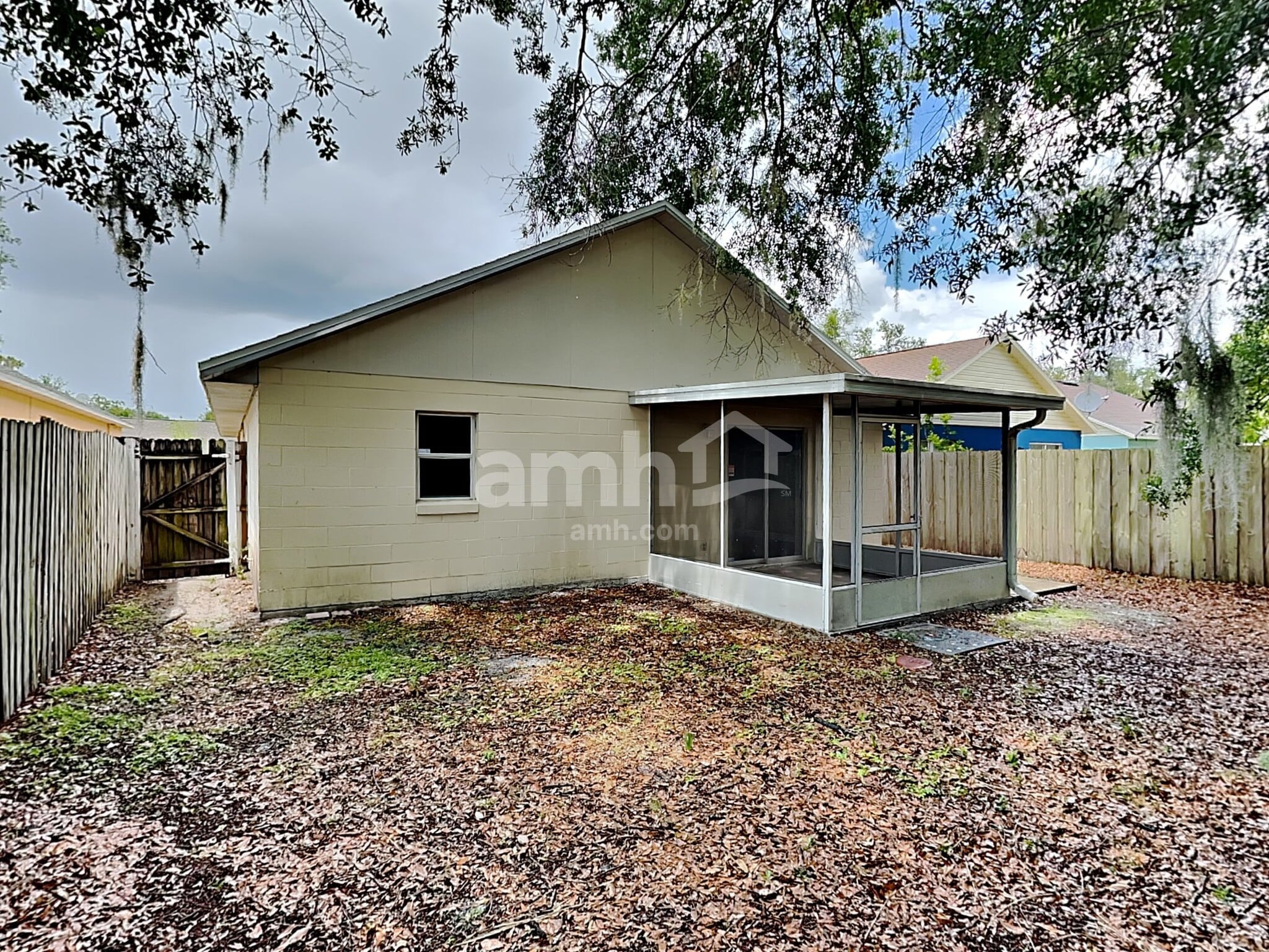 Building Photo - 12600 Parkbury Dr