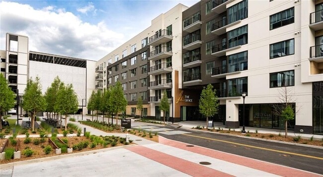 Building Photo - 200 Nerem St NW