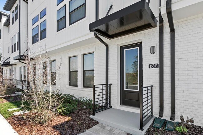 Building Photo - 15363 Hamlin Pk Dr