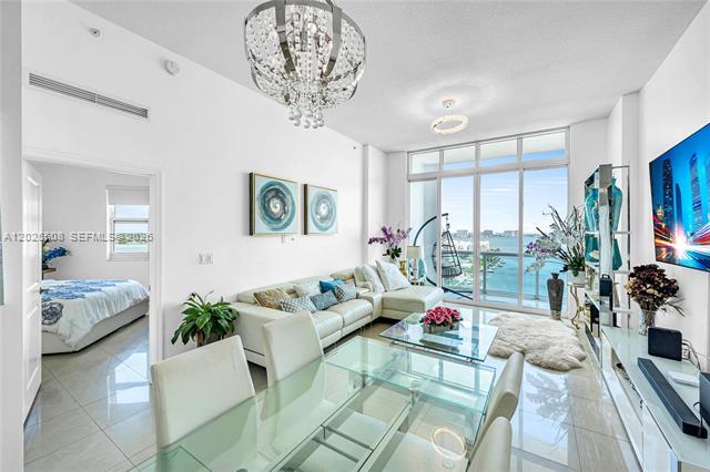 Building Photo - 7900 Harbor Island Dr