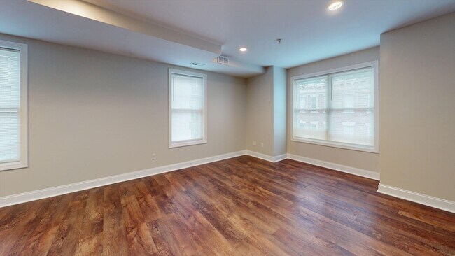 Building Photo - 60 Holworthy St