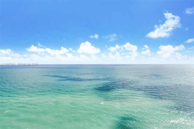 Building Photo - 15701 Collins Ave