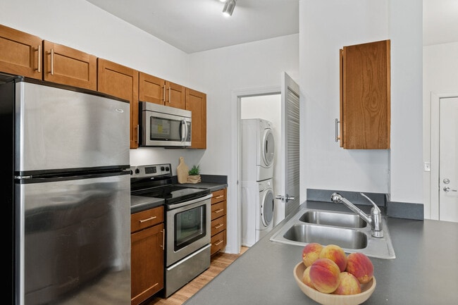 Building Photo - 2001 East