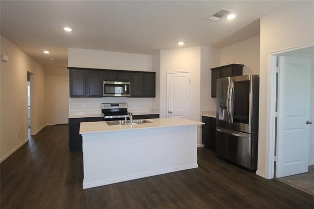 Building Photo - 11217 W Pond Dr