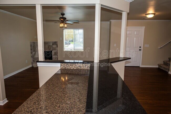 Building Photo - 10009 Greenbrier Ct SE