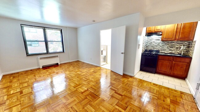 Primary Photo - NEWLY RENOVATED STUDIO APARTMENT