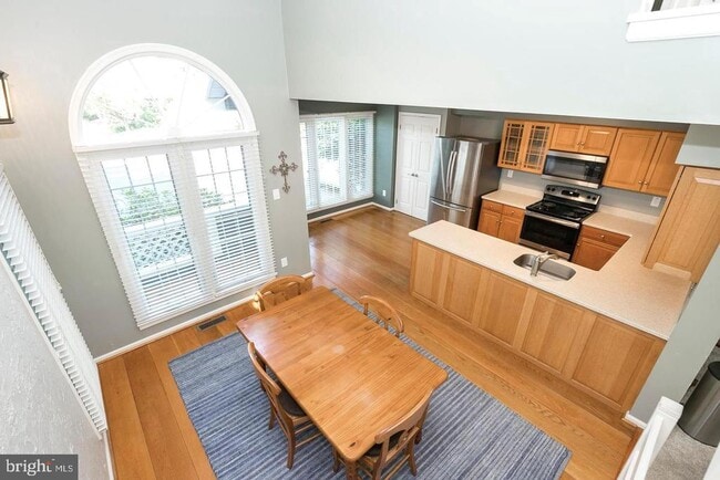 Building Photo - 311 Whistling Swan Ln