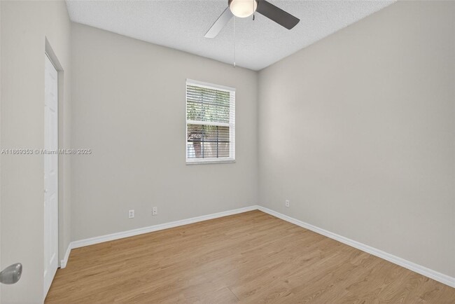 Building Photo - 107 Lighthouse Cir