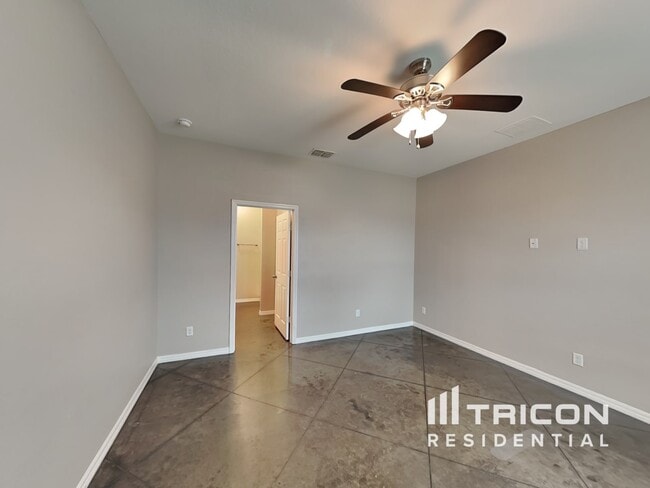 Building Photo - 2936 Whispering Trails Dr