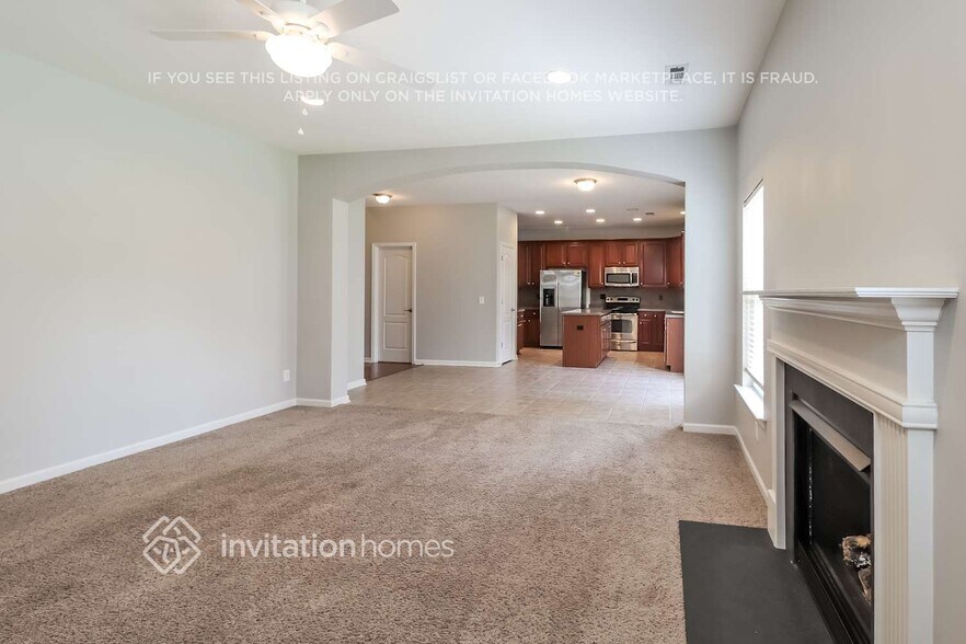 Building Photo - 13207 Rebecca Run Dr