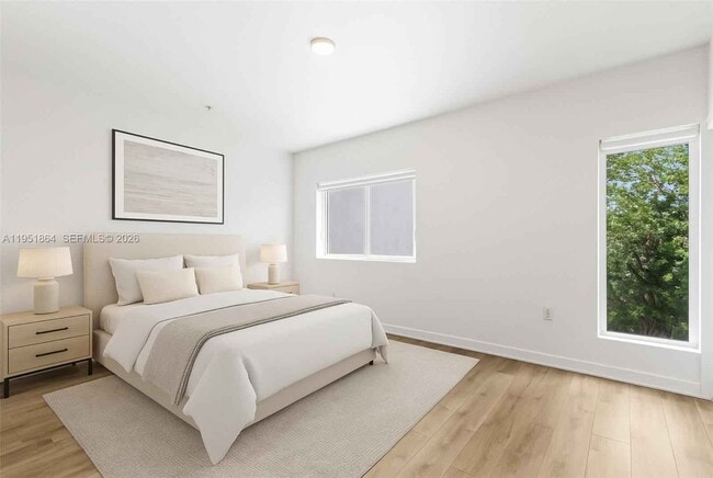 Building Photo - 170 NW 158 St #8 Miami, FL 33169