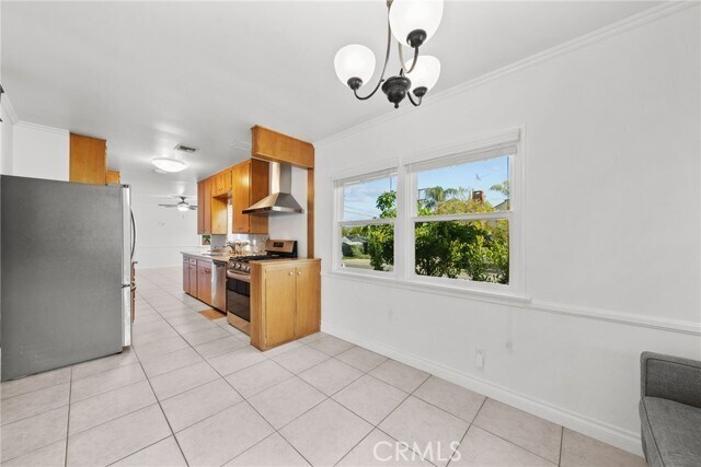 Building Photo - 10257 McVine Ave