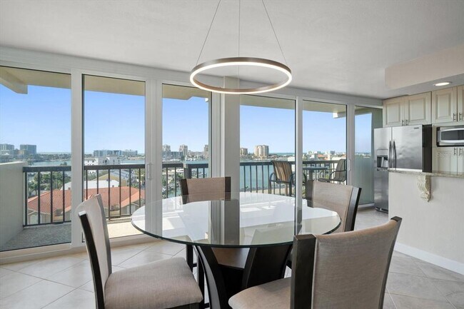 Building Photo - 400 Island Way