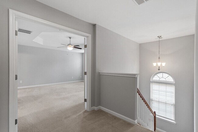 Building Photo - 1121 Survada Ln