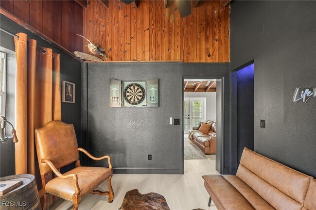 Building Photo - 17780 Caloosa Rd