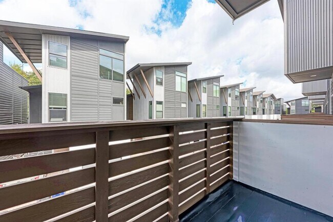 Building Photo - 3505 Charlotte Rose Drive