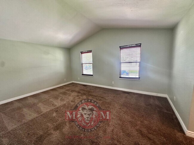Building Photo - 4 Bed 3.5 Bath Beautiful Home In Sandy