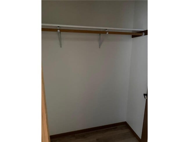 Building Photo - 609 Main St S