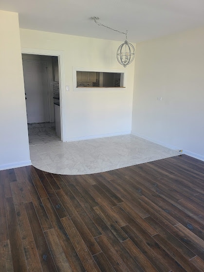 Building Photo - 703 College St