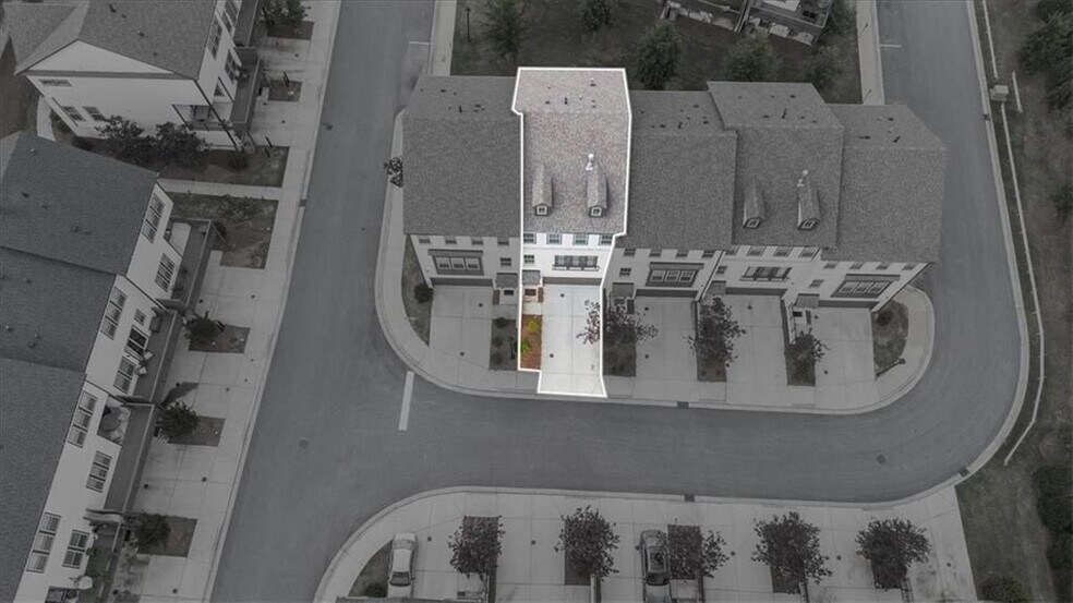 Building Photo - 1505 Slopeside Loop SE