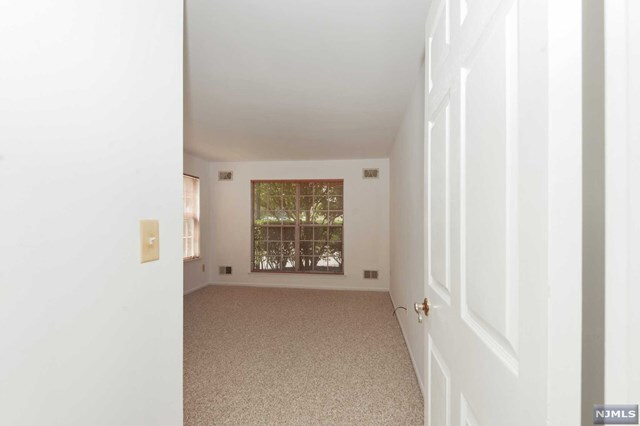 Building Photo - 1428 Westgate Dr