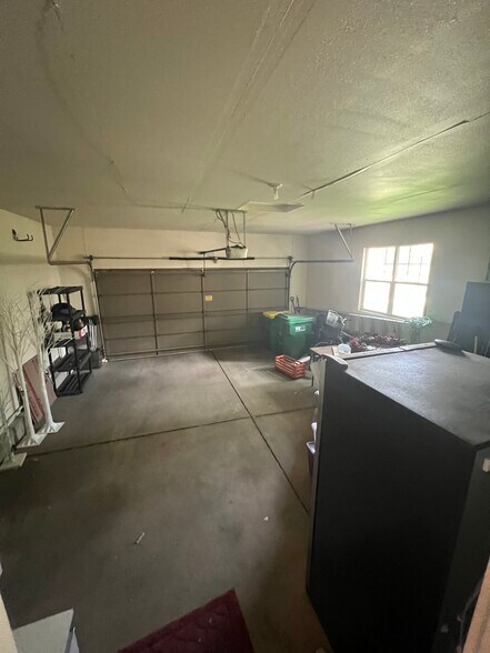 Building Photo - 3354 W 126th Pl