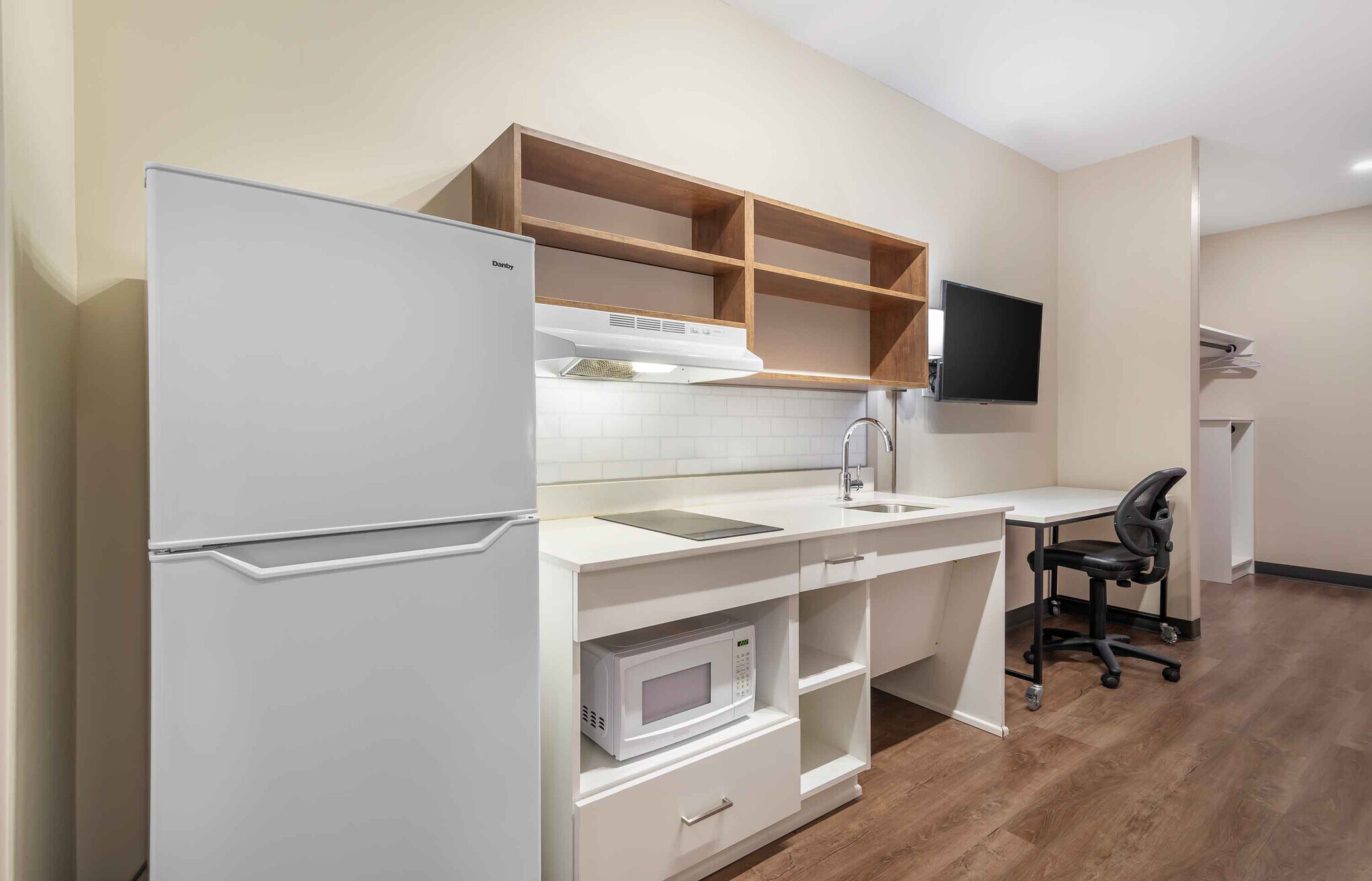 Building Photo - Furnished Studio-Atlanta - Newnan